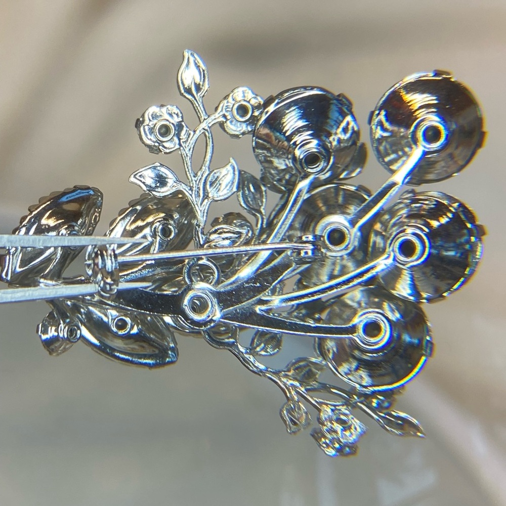 Estate Vintage 1950-1960s Prong Set Aurora Borealis Rhinestone Brooch Pin Smokey - Picture 9 of 9